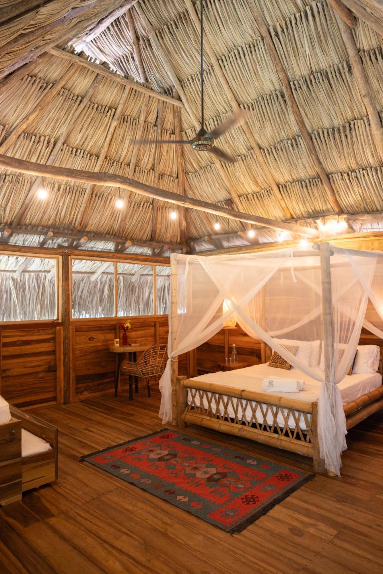 Salvia Madre Hotel *